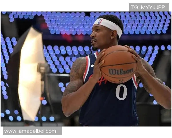 快船消息：保罗动情发声，悍将状态堪忧，战开拓者出场更新